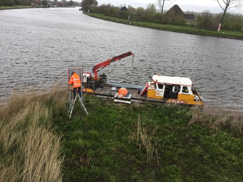 Vaarwegmarkering werkschip Stien nr3